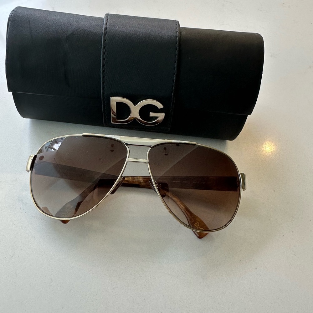 Dolce & Gabbana aviator gold sunglasses with case - FRE SHIPPING